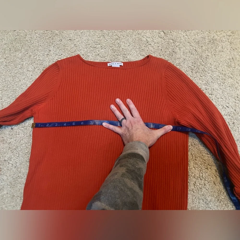 Women's Rust Ribbed Sweater - Crew Neck by Deane & White Size M